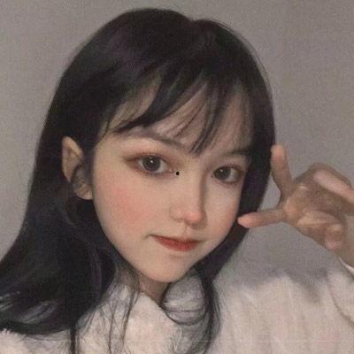 吃瓜抖音网红女两年前,揭秘背后真相与争议”