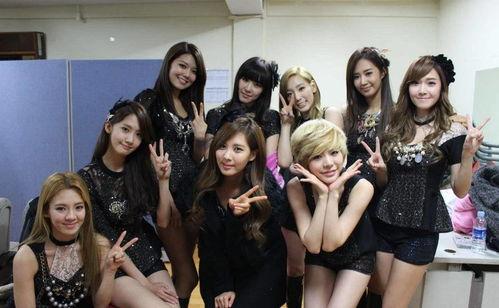 网红女孩吃瓜事件视频