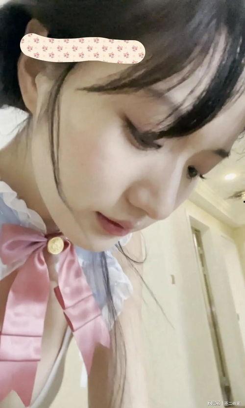 有哪些网红吃瓜视频流出,揭秘娱乐圈幕后故事