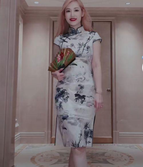穿旗袍的网红吃瓜是谁,揭秘网络红人的另类风采