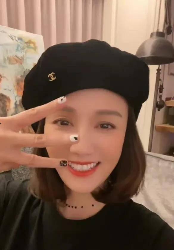 网红明星爆料吃瓜事件,娱乐圈吃瓜事件大揭秘 第3张 网红明星爆料吃瓜事件,娱乐圈吃瓜事件大揭秘 第3张