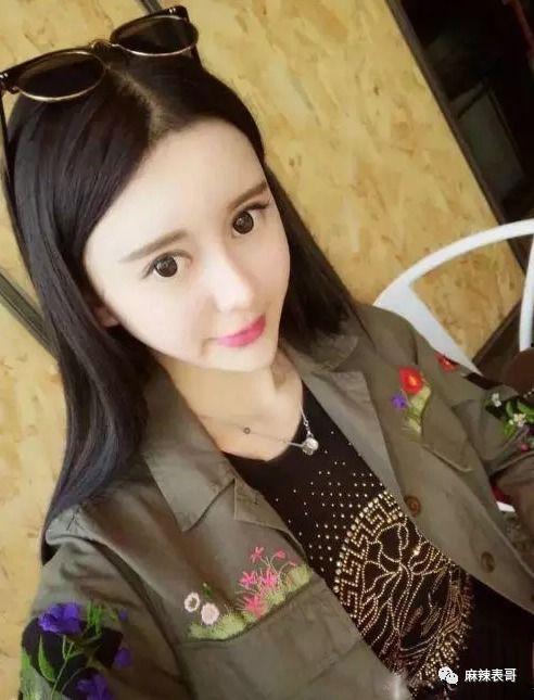 吃瓜网红照片不露脸女主,揭秘不露脸女主的吃瓜传奇 第3张 吃瓜网红照片不露脸女主,揭秘不露脸女主的吃瓜传奇 第3张