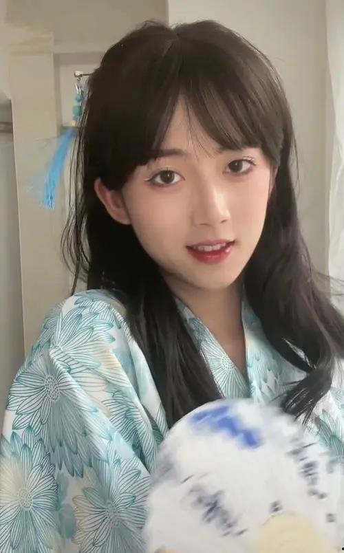 网红吃瓜男扮女装视频播放 第3张 网红吃瓜男扮女装视频播放 第3张