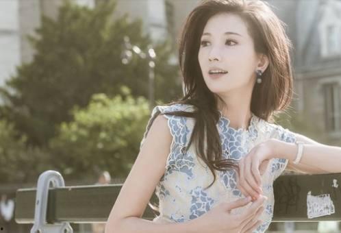 网传林志玲吃瓜视频,女神也有接地气的一面  第2张